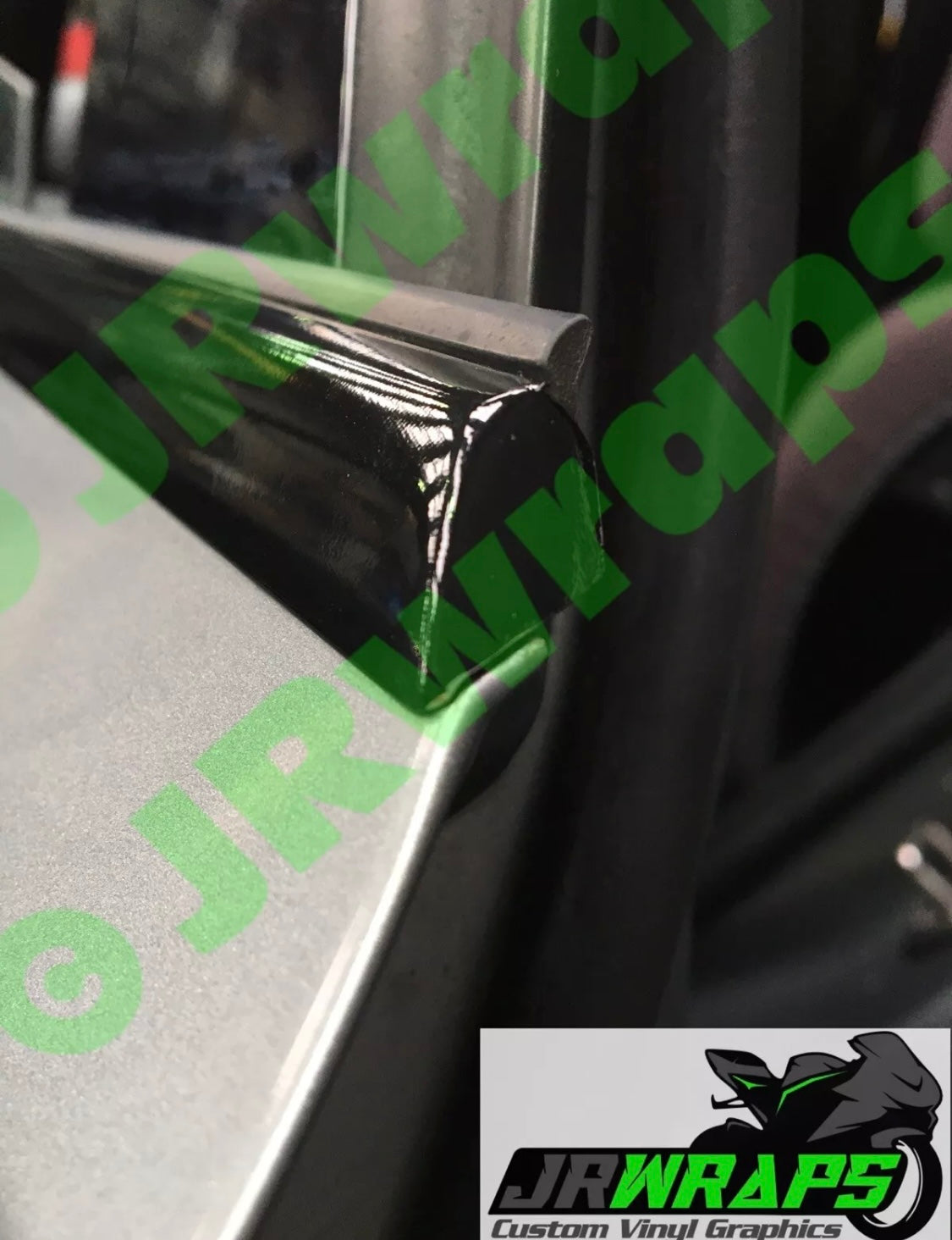 Gloss Black De-Chroming Tape Vinyl Wrap (100mm x 10 Metre) Chrome Trim Delete