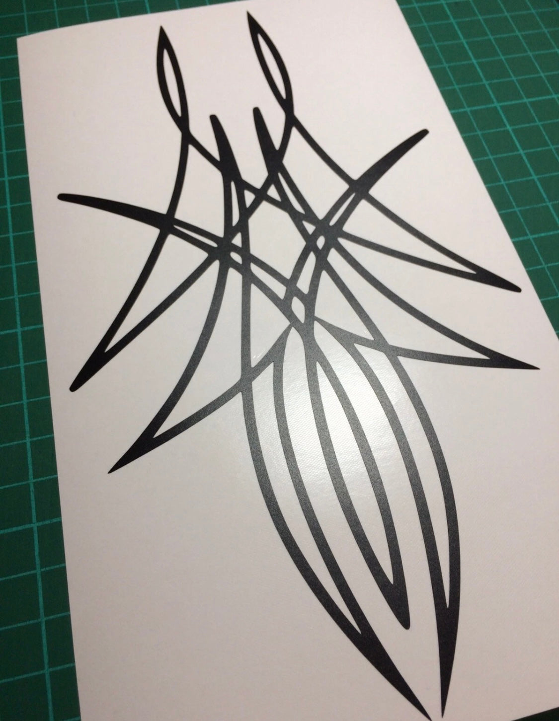 PINSTRIPE Design Sticker Decal Bonnet Motorcycle Tank Helmet 210x120mm