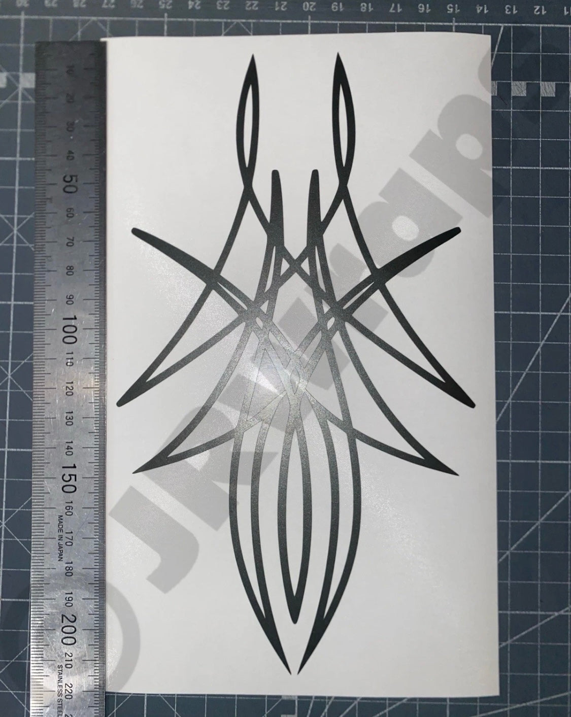 PINSTRIPE Design Sticker Decal Bonnet Motorcycle Tank Helmet 210x120mm