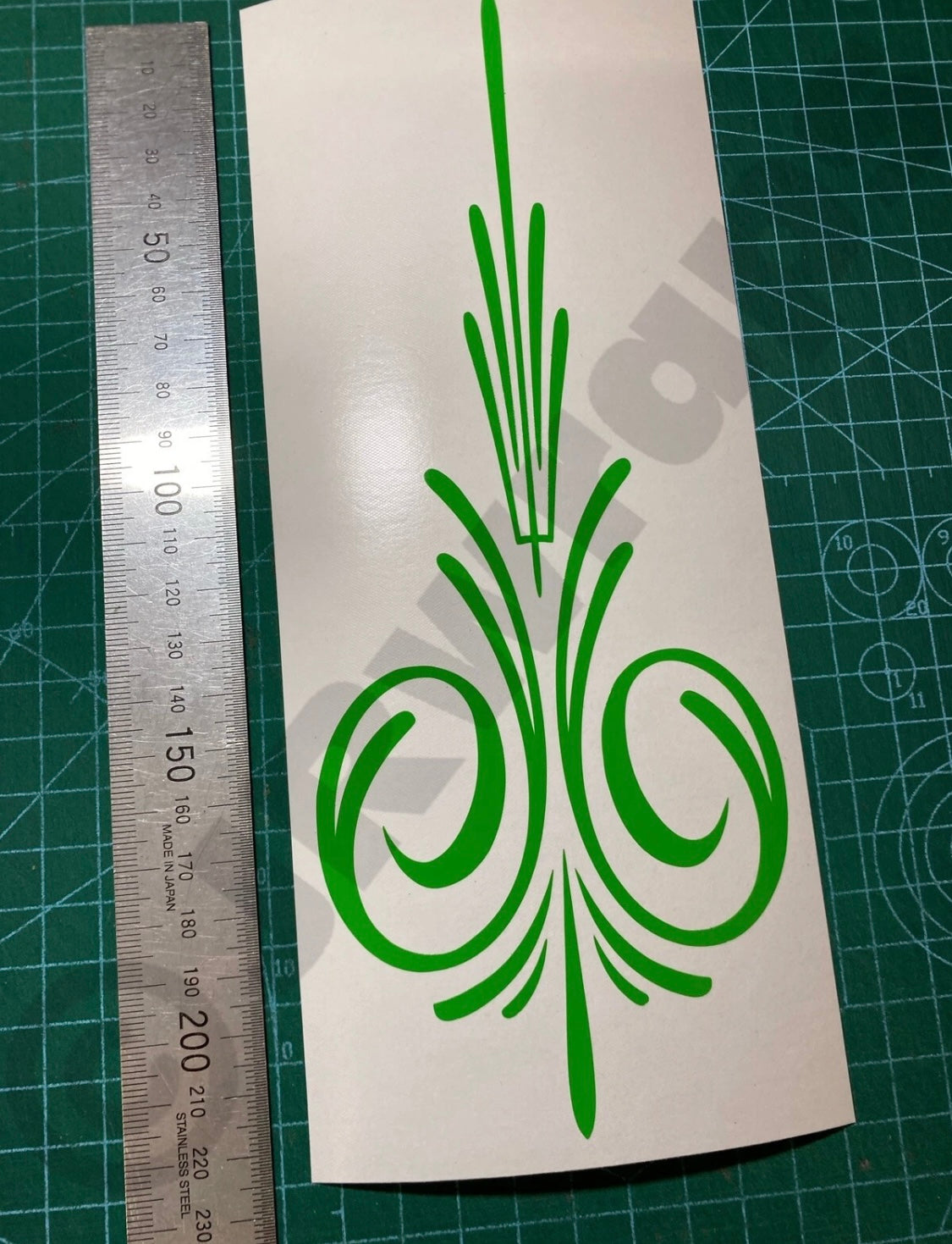 PINSTRIPE Design Sticker Decal Motorbike Tank Helmet Car Boat Van 220x90mm